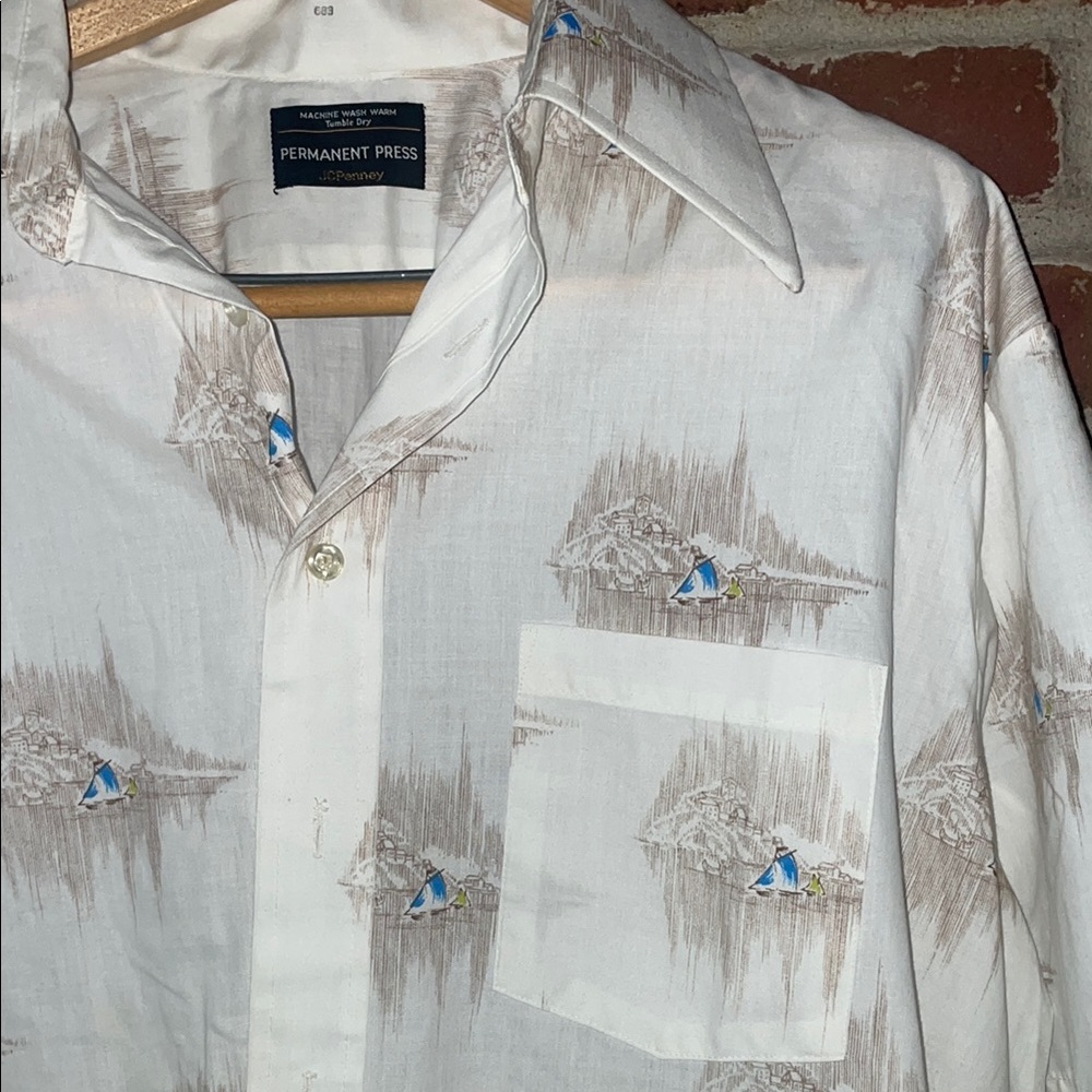 Vintage 70s, JCPenney White and Blue Casual Button Down Shirt with sail boats